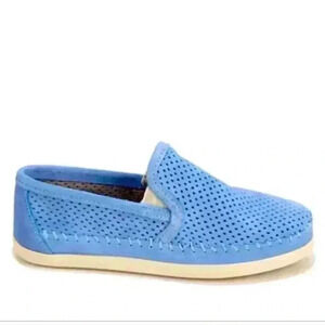 Minnetonka pacific perforated periwinkle blue suede leather upper sneakers